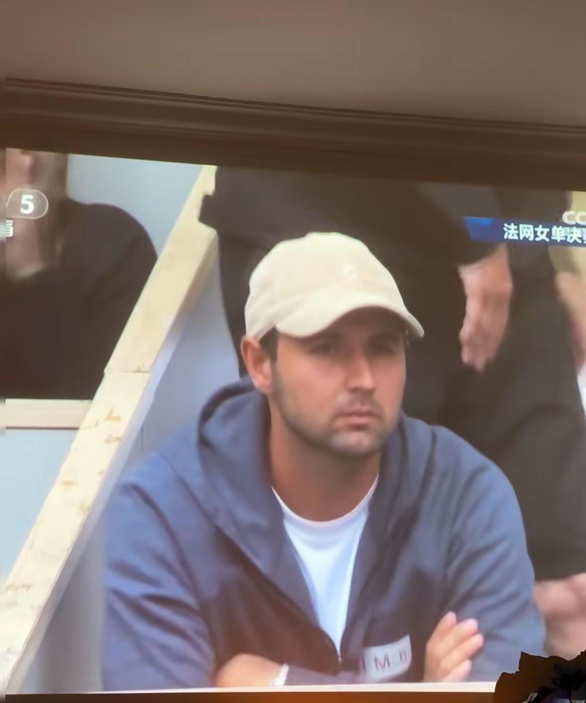 开云APP-包含巴萨意外失利，球迷们心情沮丧，引发热议的词条