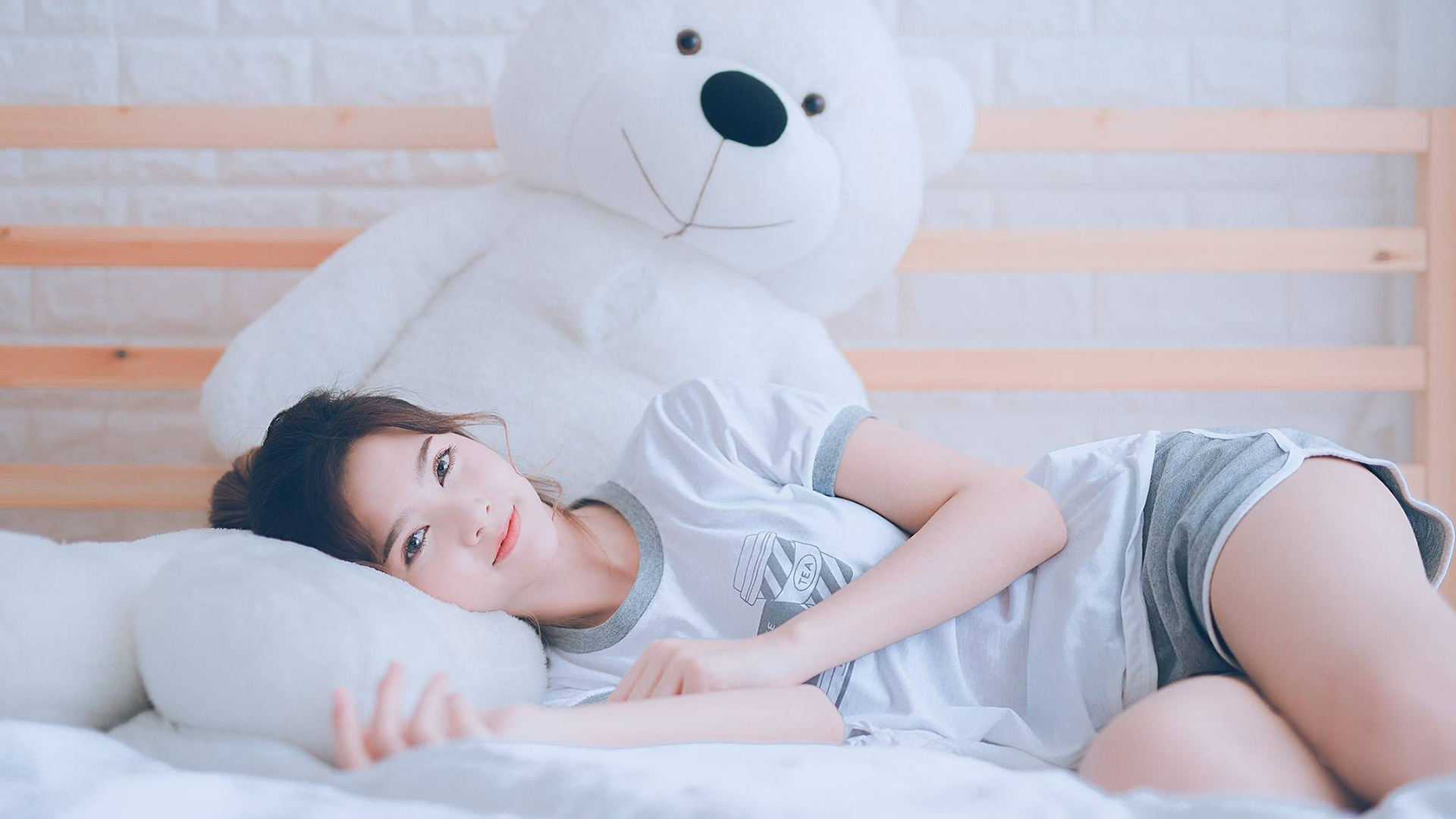 开云体育官网-篮网稳胜爵士背后，浓眉为何是那个不容忽视的战术杠杆？