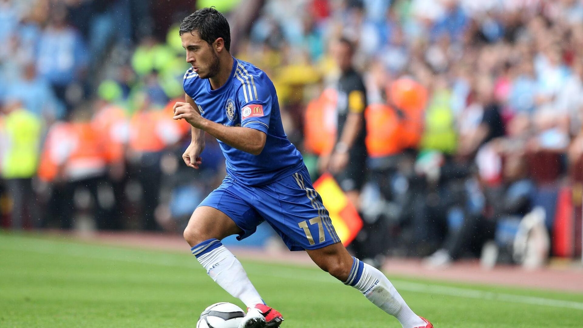 开云体育登录-巴萨狂胜夜，新核赖斯横空出世！一役扫尽质疑，他用实力定义关键先生